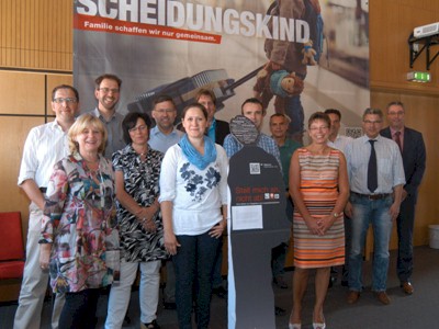 Elke Held (2. v. l.), Fachreferentin für Krankenhäuser, stellte Sabrina O. und ihre Geschichte vor Elke Held (2. v. l.), Fachreferentin für Krankenhäuser, stellte Sabrina O. und ihre Geschichte vor